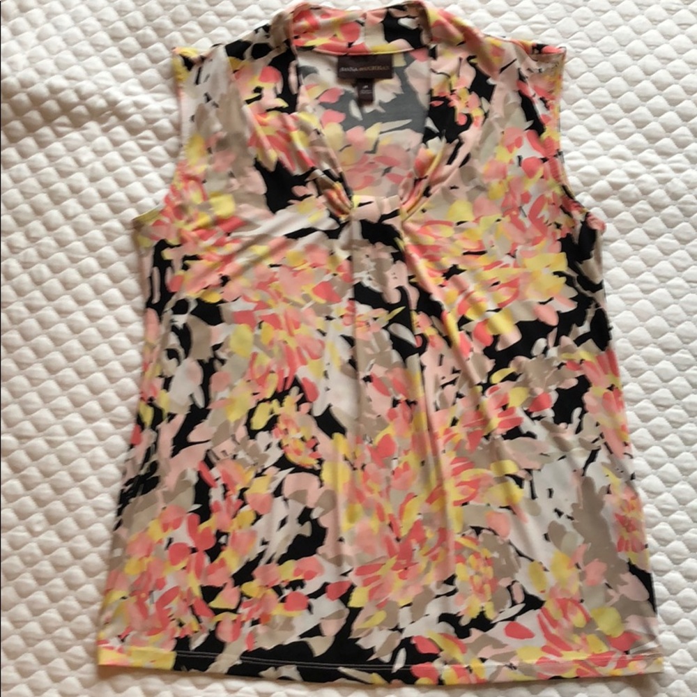 🛍 Dana Bachman Sleeveless Blouse